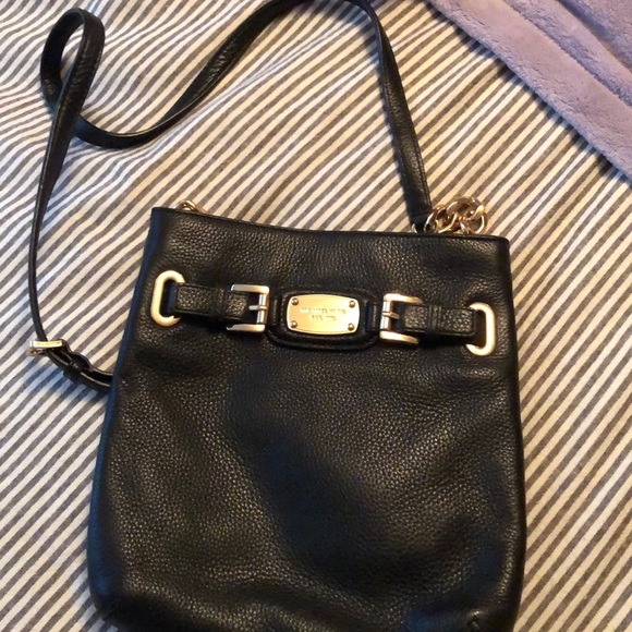 Michael Kors Handbags - Michael Kors Crossbody purse